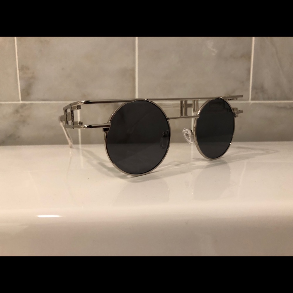 Unique Silver Framed Sunglasses